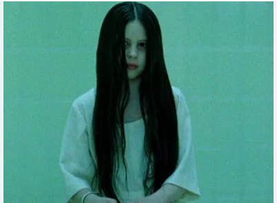 Vom Disney-Liebling zur Horror-Ikone: Das tragische, stille Ableben von Daveigh Chase im Alter von 35 Jahren